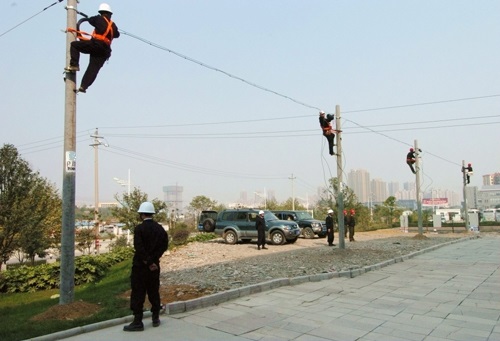 ͨ�Ÿ�·����ʩ��